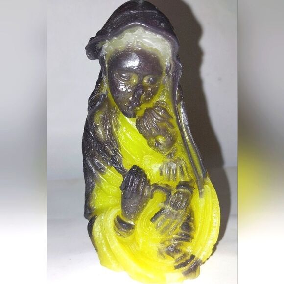 Hand crafted limited edition "Mother& child" candle - Picture 7 of 7